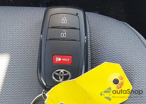 2025 Toyota Corolla Cross Hybrid S z USA, uszkodzony, nr VIN 7MUFBABG6SV076445